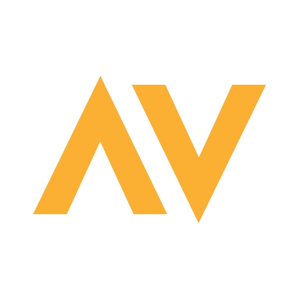 турист с рюкзаком в горах. девушка в путешествии. отправляемся в путешествие. красивые путешествия. Time to travel картинки.